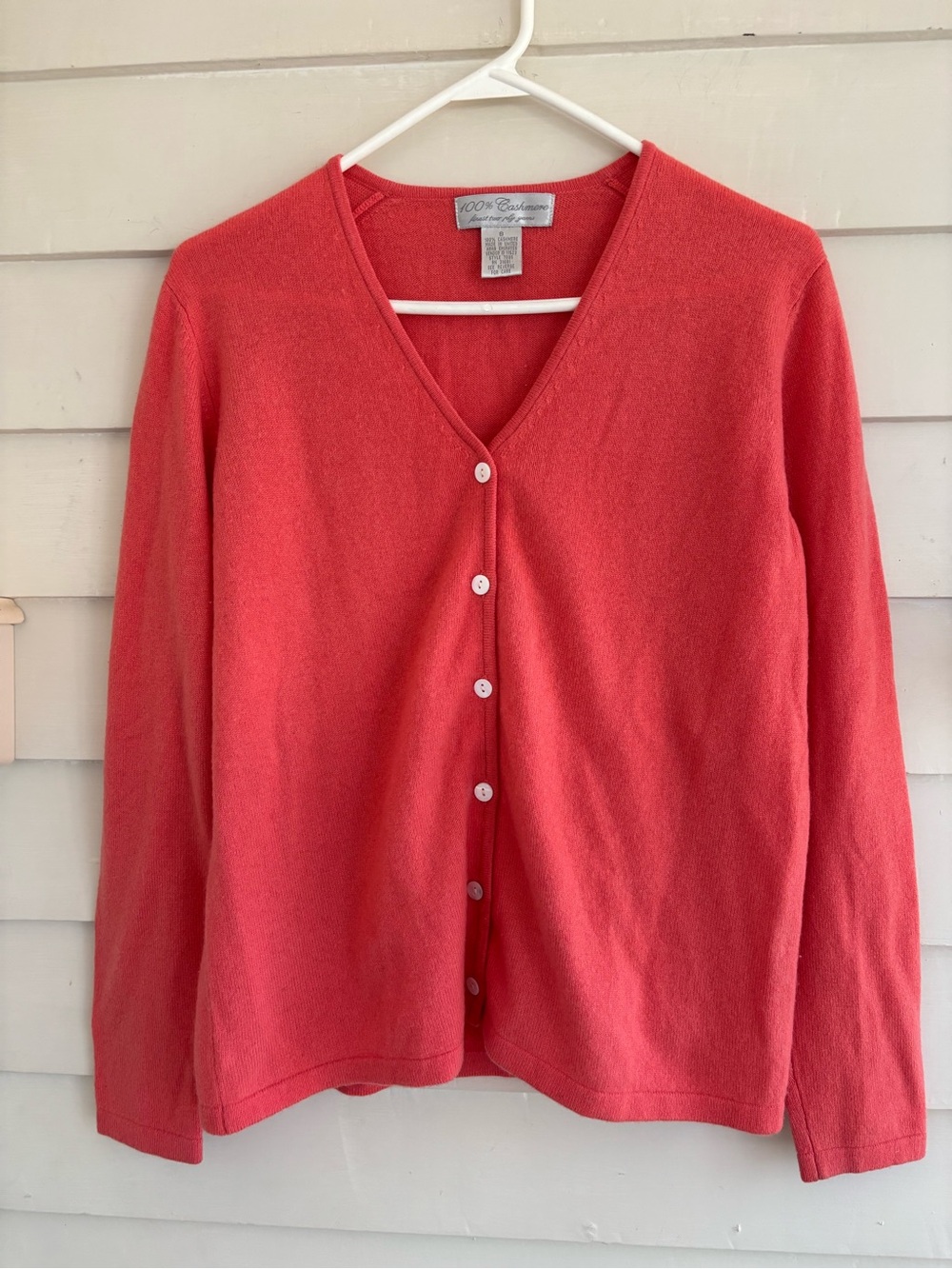 Cashmere Coral V-Neck Button-Front Sweater Women’s Size Small